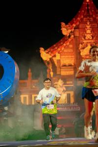 BIB: 100, 557
                            <button type="button" onclick="openModal(22475207)" class="btn btn-primary btn-sm float-right btn-popup" data-toggle="modal" data-target=".modal-high-quality">
                        <i class="fas fa-shopping-cart"></i> Add to Cart
                    </button>
                                            <button type="button" onclick="isThisMe(22475207, true)" class="btn btn-success btn-sm float-right btn-popup btn-isme hidden" data-toggle="tooltip" data-placement="bottom" title="นี่คือรูปของคุณใช่ไหม คลิกที่นี่เพื่อเอาเข้าอัลบั้ม">
                        <i class="fas fa-plus"></i> Add to album
                    </button>
                    <button type="button" onclick="isThisMe(22475207, false)" class="btn btn-warning btn-sm float-right btn-popup btn-isnotme hidden">
                        <i class="fas fa-ban"></i> Remove from album
                    </button>